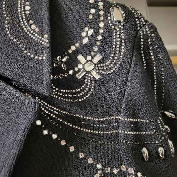 ST JOHN EVENING HUGE SWAROVSKI CRYSTAL BLACK BLAZER JACKET - Picture 3 of 8